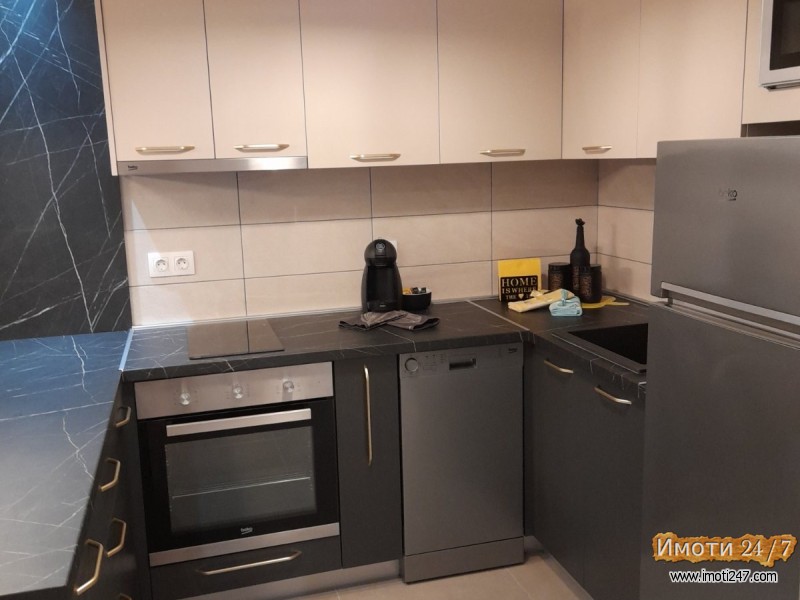 ATRAKTIVEN DVOSOBEN STAN NA VODNOPANORAMA RESIDENCE