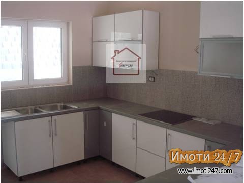 САМОСТОЈНА КУЌА НА МИРНА И ТИВКА ЛОКАЦИЈА ВО ЦРНИЧЕ