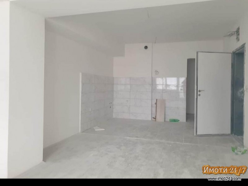 Se prodava stan 52m²