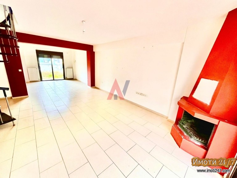 Se prodava mezoneta od 170 m2 vo Nea Mudanija Halkidiki