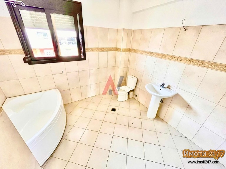 Se prodava mezoneta od 170 m2 vo Nea Mudanija Halkidiki