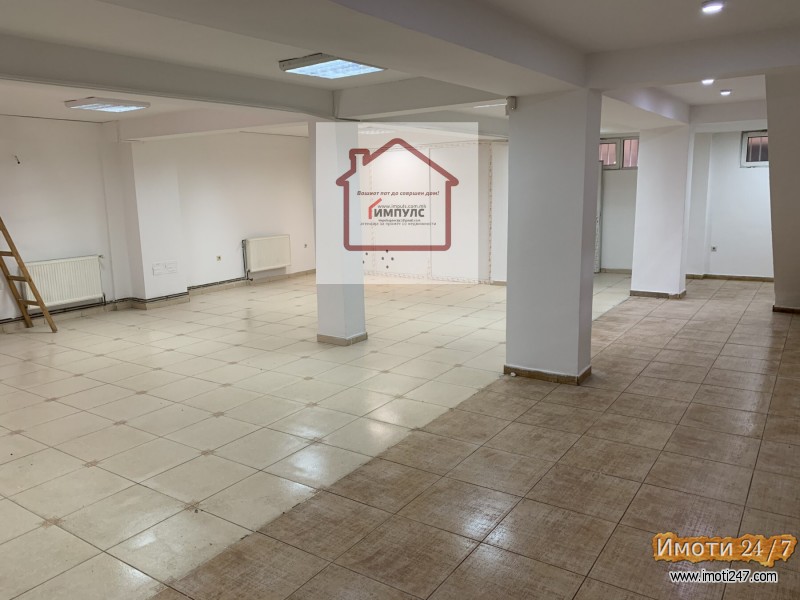 САМОСТОЈНА КУЌА ИСКЛУЧИТЕЛНО ЗА ДЕЛОВНА НАМЕНА ВО ЦЕНТАР