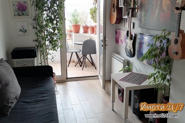 Se prodava stan 35m2 vo Taftalidze 1