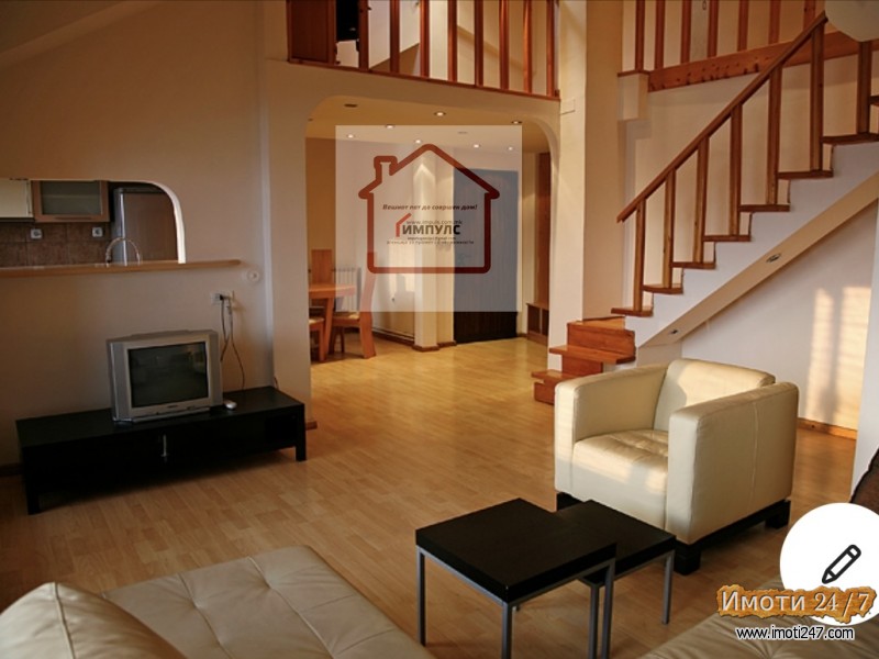 ТРОСОБЕН СТАН СО ОДЛИЧЕН РАСПОРЕД ВО НОВО ЛИСИЧЕ