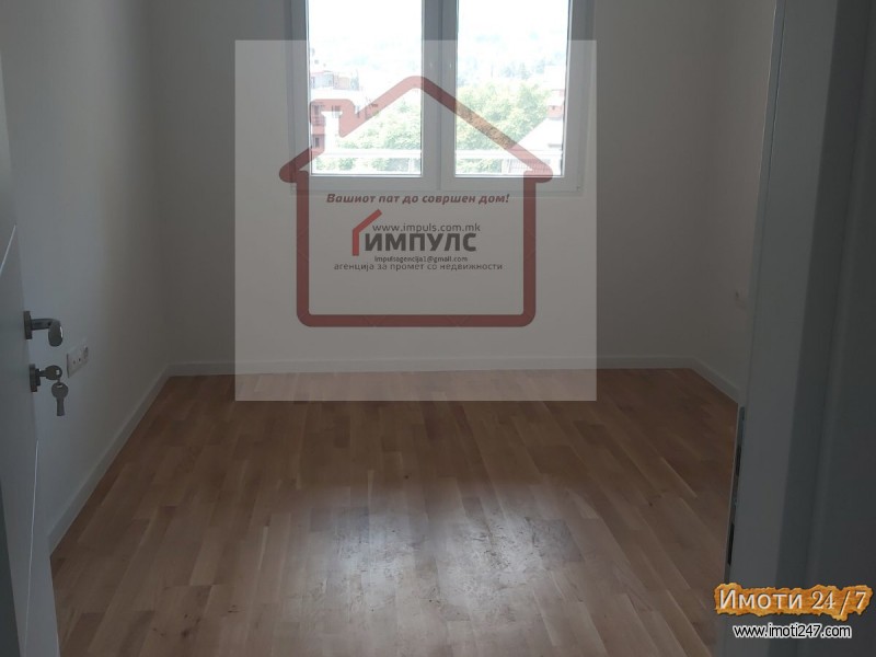 СОСЕМА НОВ ДВОСОБЕН СТАН ЛОЦИРАН ВО ЦЕНТАРПОЗАДИ РАМСТОР