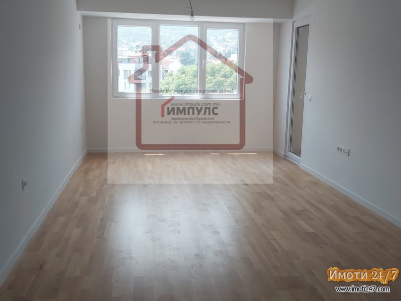 СОСЕМА НОВ ДВОСОБЕН СТАН ЛОЦИРАН ВО ЦЕНТАРПОЗАДИ РАМСТОР