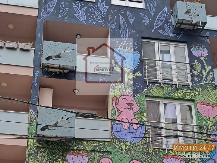 ТОПОЛ И УДОБЕН  ТРОСОБЕН СТАН СО ЛОКАЦИЈА ВО КАПИШТЕЦ