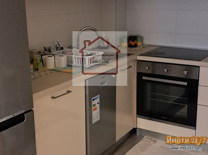 ТОПОЛ И УДОБЕН  ТРОСОБЕН СТАН СО ЛОКАЦИЈА ВО КАПИШТЕЦ