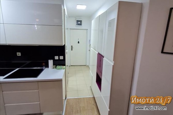 Se prodava stan 40m2 vo Debar Maalo
