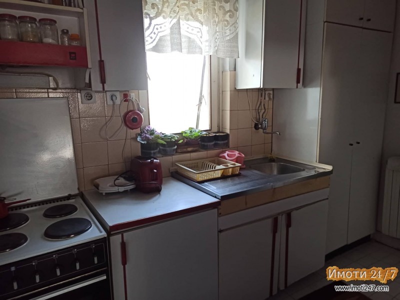 Се продава стан во Ново Лисиче