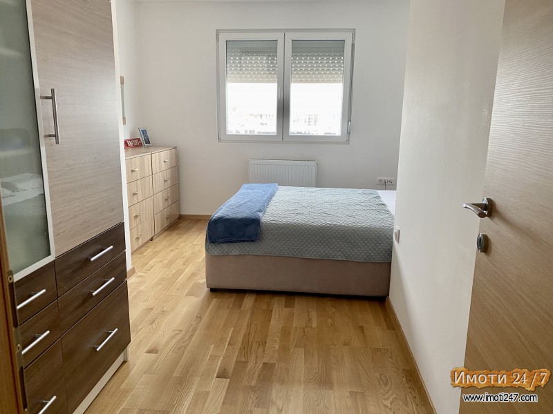 Се продава стан во Аеродром 63м2 со 2 спални и гаража - новоградба