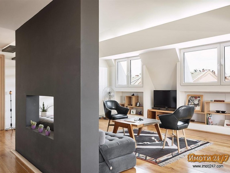 Se prodava dupleks 140m2 vo Debar Maalo