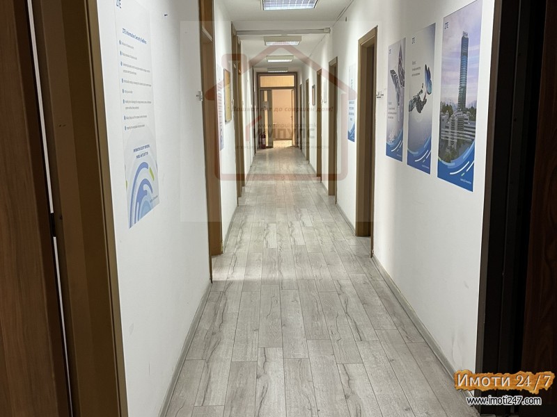 ДЕЛОВЕН ПРОСТОР ВО ДЕЛОВНА ЗГРАДА НА ПЛОШТАД МАКЕДОНИЈА