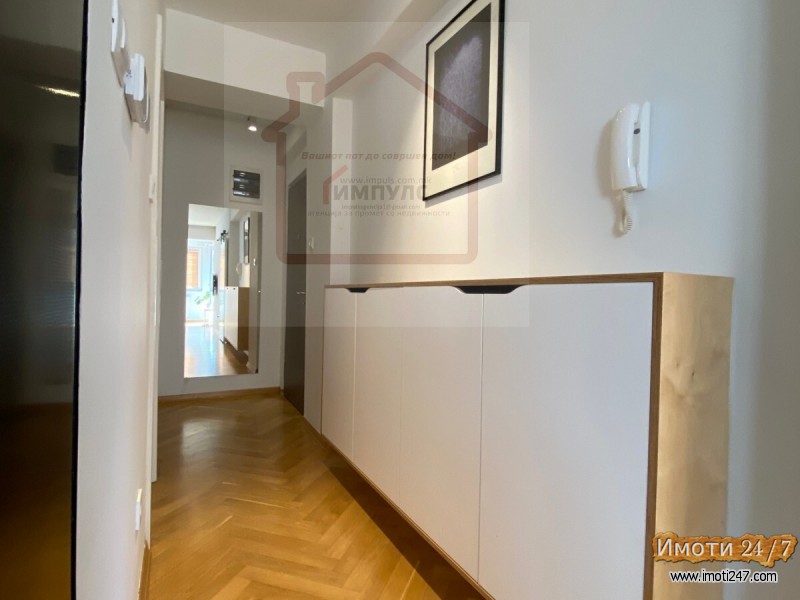 МОДЕРЕН ДВОСОБЕН СТАН ВО СРЦЕТО НА ДЕБАР МААЛО