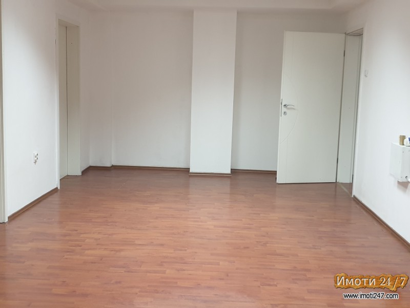 Se izdava stanbeno deloven prostor vo Leptokarija Karpos 3