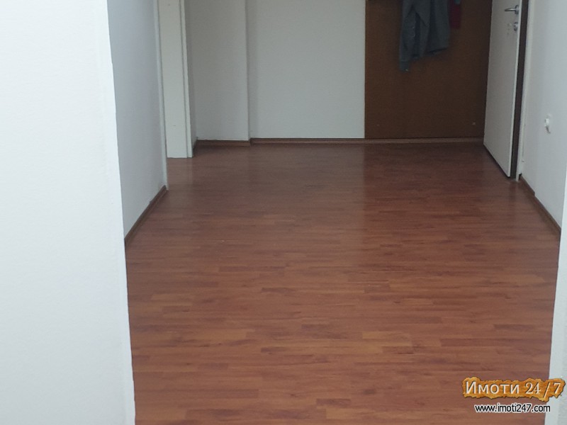 Se izdava stanbeno deloven prostor vo Leptokarija Karpos 3