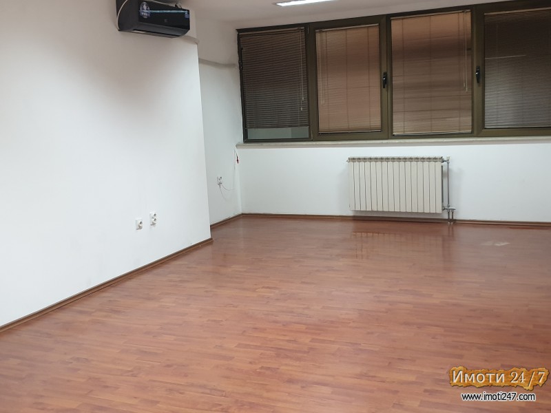Se izdava stanbeno deloven prostor vo Leptokarija Karpos 3
