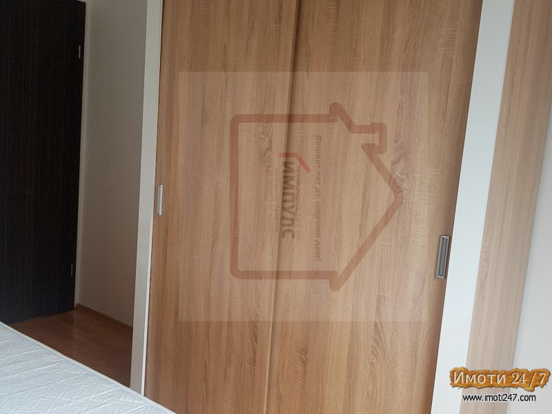 KONFOREN DVOSOBEN STAN LOCIRAN VO DEBAR MAALO