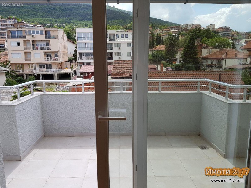 Se izdava stan Crnice Vodno