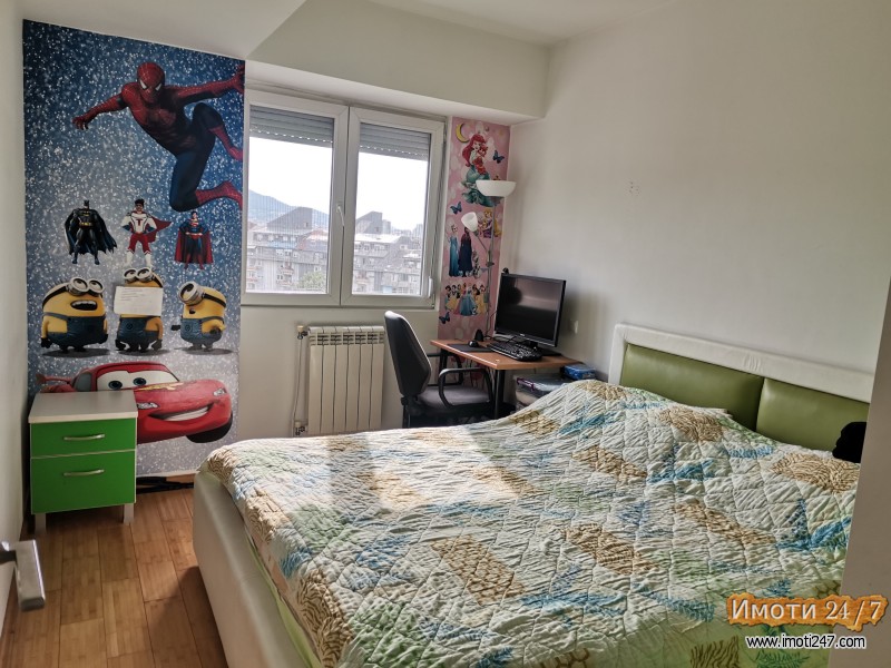 Продавам Стан