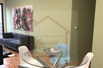 УДОБЕН И МОДЕРЕН ТРОСОБЕН СТАН ВО ДЕБАР МААЛО
