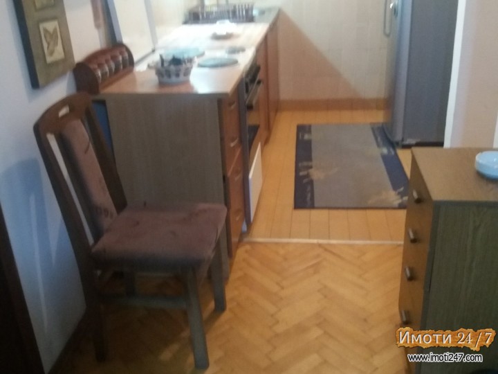 Se izdava stan