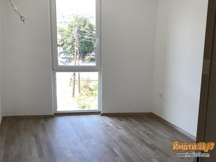 Se prodava stan 69m2 vo Taftalidze 2