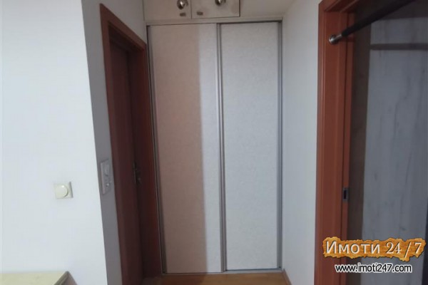 Se prodava stan 54m2 vo Centar