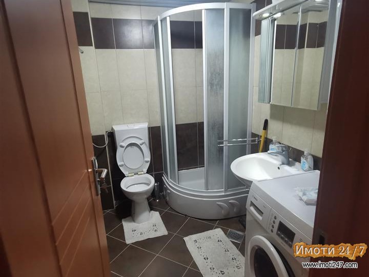 Se prodava stan 54m2 vo Centar