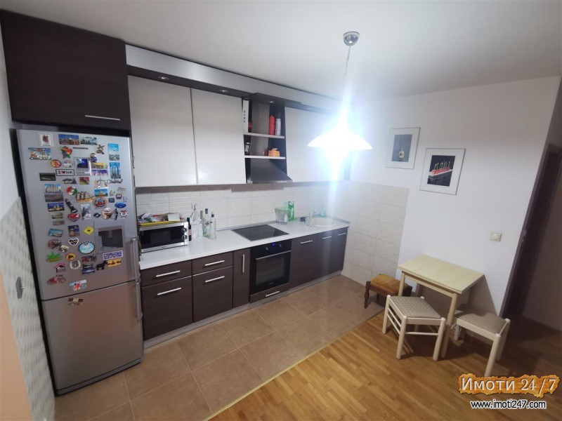 Se prodava stan 54m2 vo Centar