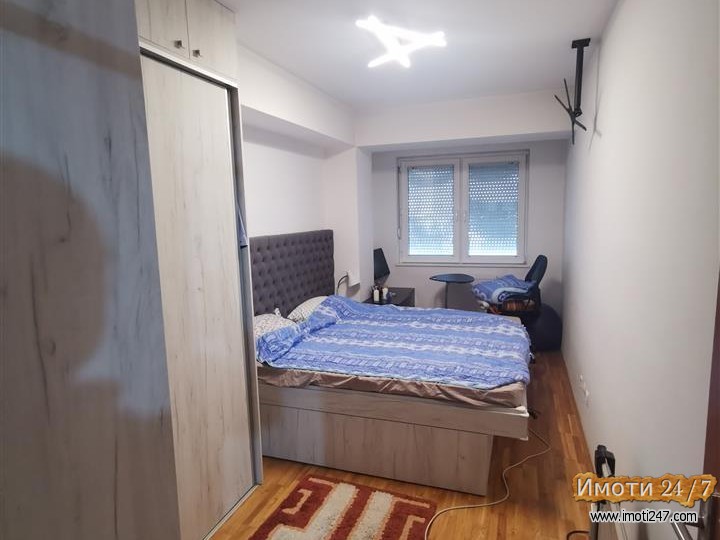 Se prodava stan 54m2 vo Centar
