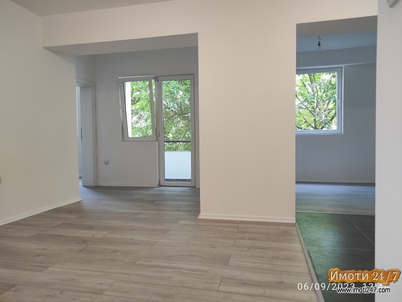 Stan 70m2 + 6m2 Podrum na 1-vi sprat CELOSNO RENOVIRAN - NOV