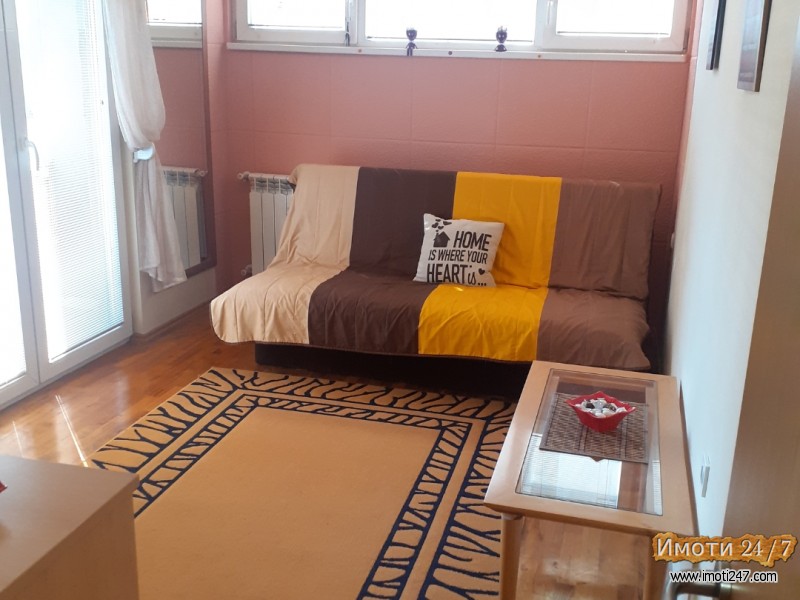 Prodavam stan vo Novo Lisiče