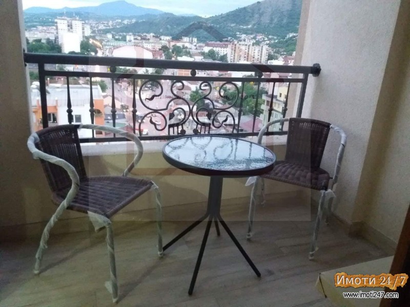 MODEREN DVOSOBEN STAN LOCIRAN VO KISELA VODAFLATIRON