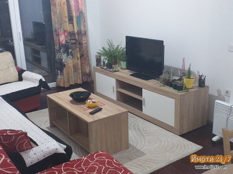 Se prodava stan vo ohrid