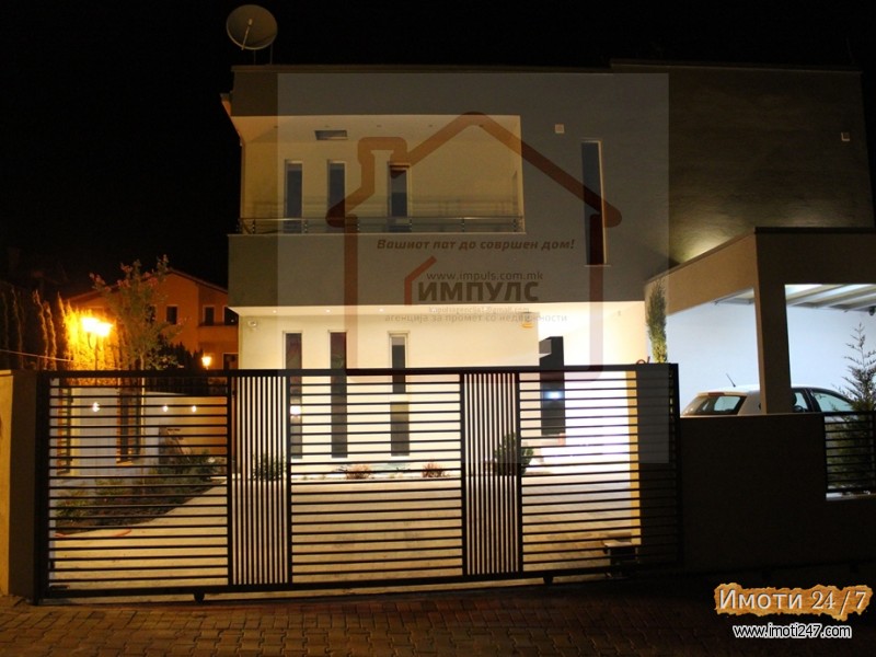 ВПЕЧАТЛИВА И ПРОСТРАНА КУЌА НА ИДЕАЛНА ЛОКАЦИЈА