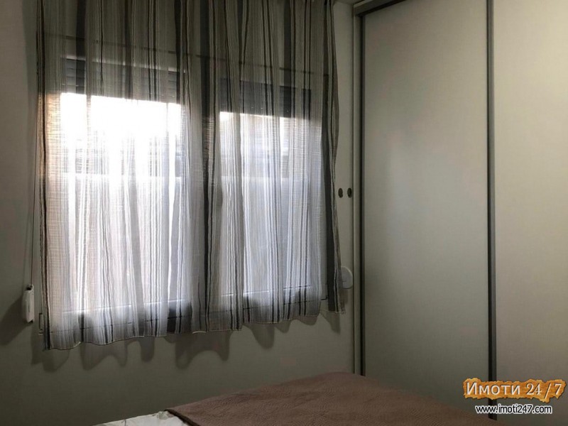 Izdavam dvosoben namesten stan - zakup i smetki = 20000den