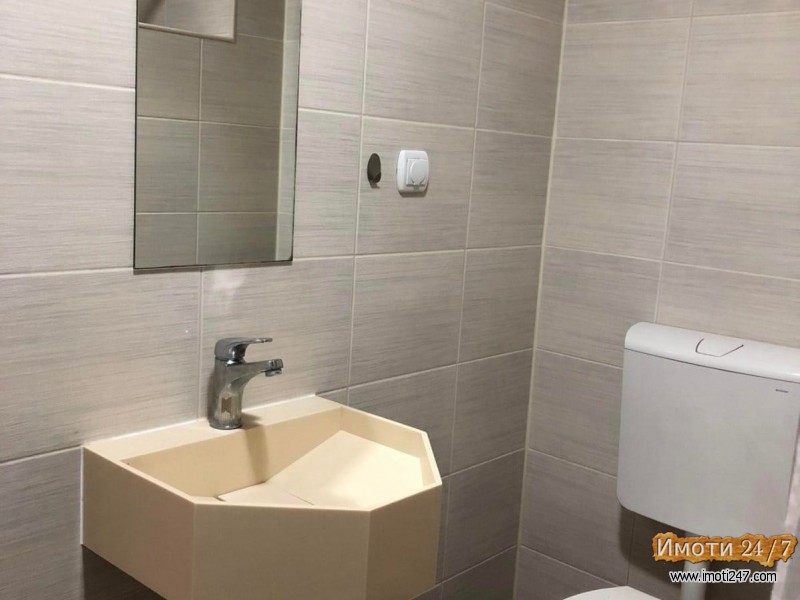 Izdavam dvosoben namesten stan - zakup i smetki = 20000den