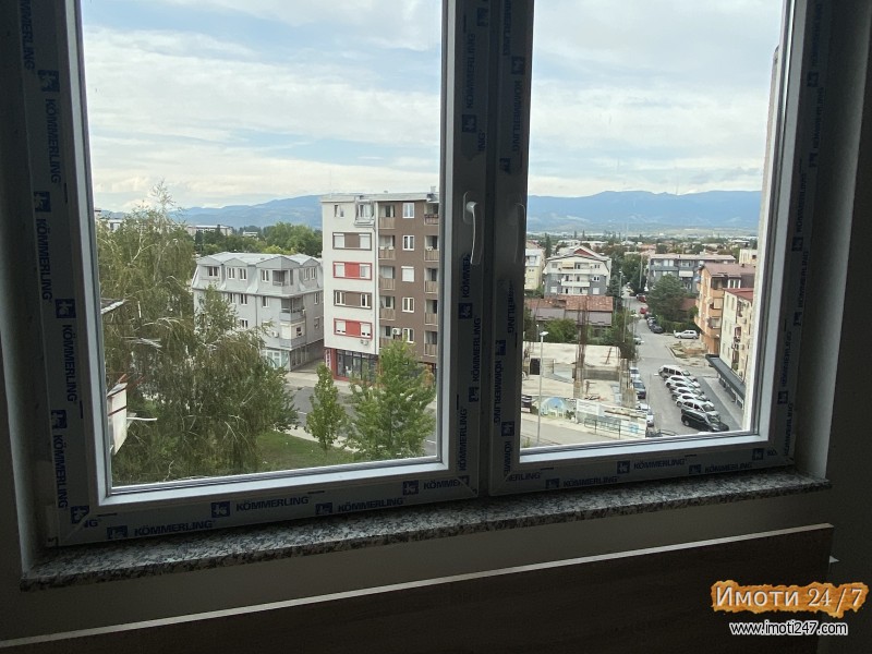 Се изнајмува модерен стан во Хром