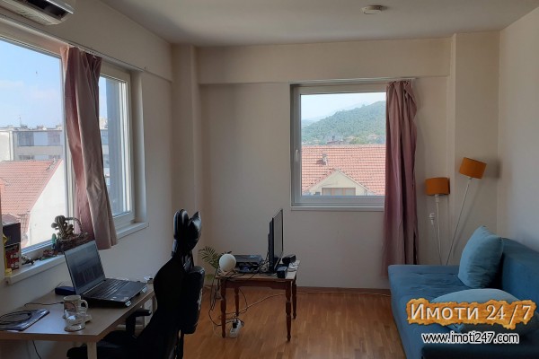 Garsoonjera So Ubav Pogled vo Kisela Voda
