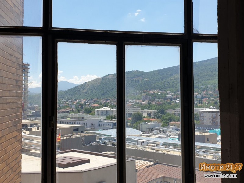 prodavam stan 86m2 vo Centar kuli Gradski zid