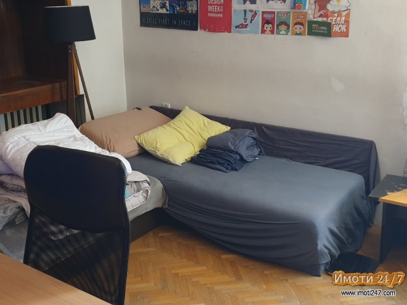 prodavam stan 86m2 vo Centar kuli Gradski zid
