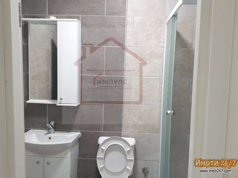 DELOVEN PROSTOR NA ODLICNA LOKACIJA VO DEBAR MAALOKALA