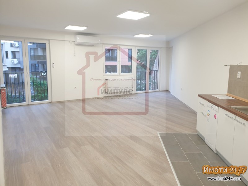 DELOVEN PROSTOR NA ODLICNA LOKACIJA VO DEBAR MAALOKALA
