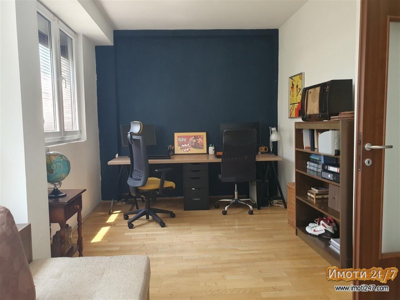 Se prodava stan 79m2 do Gradski Park