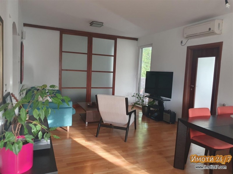 Se prodava stan 79m2 do Gradski Park