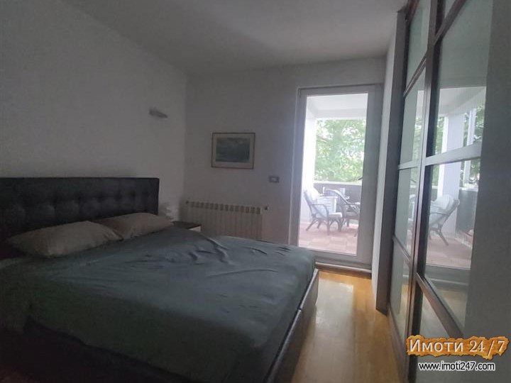 Se prodava stan 79m2 do Gradski Park