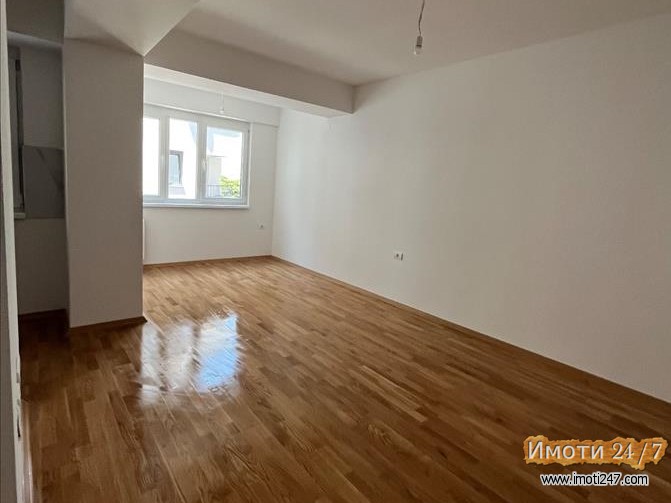 Se prodava stan 50m2 vo Karposh 4
