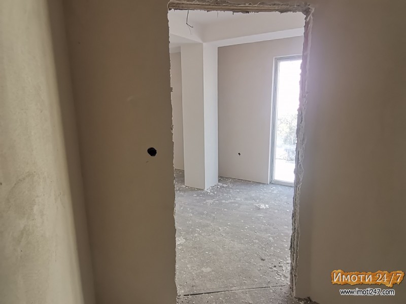 SE PRODAVA 45m2 CENTAR - ZAD HOTEL TINO