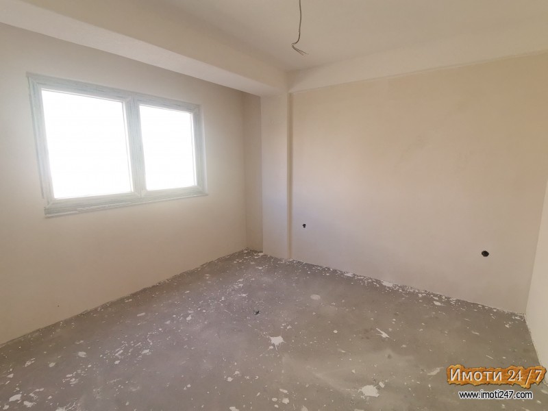 SE PRODAVA 45m2 CENTAR - ZAD HOTEL TINO